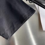 Louis Vuitton LV Men Bead-Embroidered Cotton T-Shirt Show Fit Embroidered Signature – Image 8