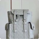 Louis Vuitton LV Unisex Christopher MM Backpack Mineral Gray Embossed Taurillon Monogram Cowhide Leather - Imagen 7
