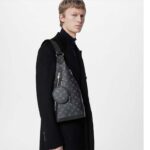 Louis Vuitton LV Unisex Duo Slingbag Black Monogram Coated Canvas Taiga Cowhide Leather - immagine 12