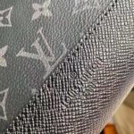 Louis Vuitton LV Unisex Duo Slingbag Black Monogram Coated Canvas Taiga Cowhide Leather - immagine 9