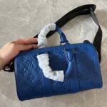 Louis Vuitton LV Unisex Keepall Bandoulière 25 Racing Blue Embossed Taurillon Monogram Cowhide Leather - Image 2