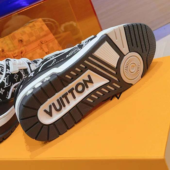 Louis Vuitton LV Unisex LV Trainer Sneaker Black Monogram Textile Rubber Outsole (11)