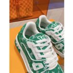 Louis Vuitton LV Unisex LV Trainer Sneaker Green Monogram Textile Rubber Outsole - Imagen 7