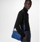 Louis Vuitton LV Unisex Trio Messenger Cobalt Blue Monogram Coated Canvas Taiga Cowhide Leather - immagine 11