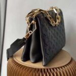 Louis Vuitton LV Women Coussin MM Handbag Black Monogram Embossed Puffy Lambskin - immagine 4