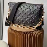 Louis Vuitton LV Women Coussin MM Handbag Black Monogram Embossed Puffy Lambskin - immagine 3