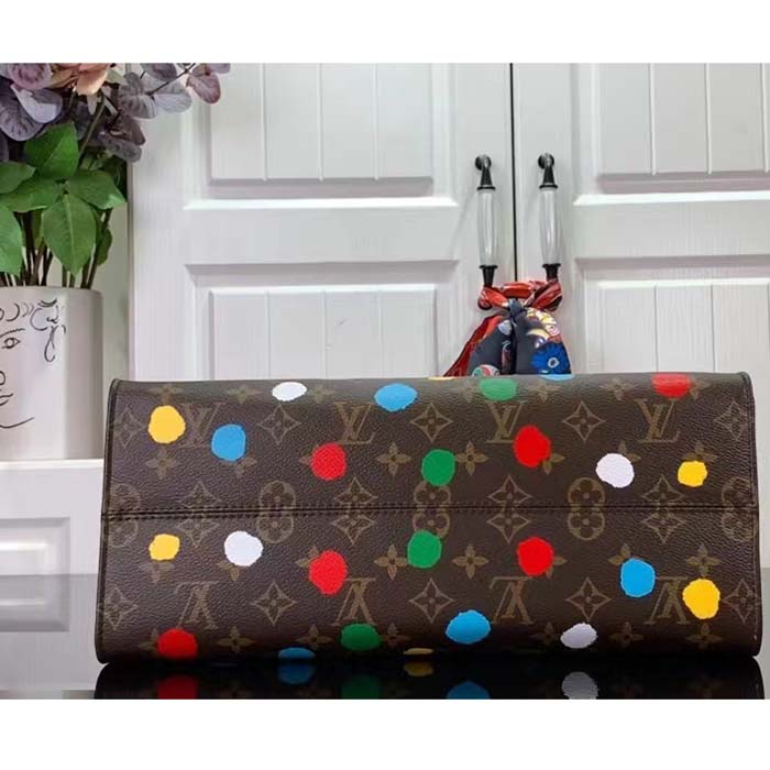 Louis Vuitton LV Women LV x YK OnTheGo MM​ Monogram Coated Canvas 3D Painted Dots Print (3)
