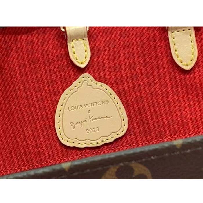 Louis Vuitton LV Women LV x YK OnTheGo MM​ Monogram Coated Canvas 3D Painted Dots Print (8)