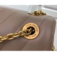 Louis Vuitton LV Women New Wave Chain Bag GM Dark Taupe Quilted Smooth Calf Leather (12)