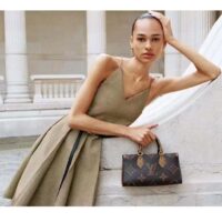 Louis Vuitton LV Women OnTheGo East West Giant Monogram Monogram Reverse Coated Canvas (1)