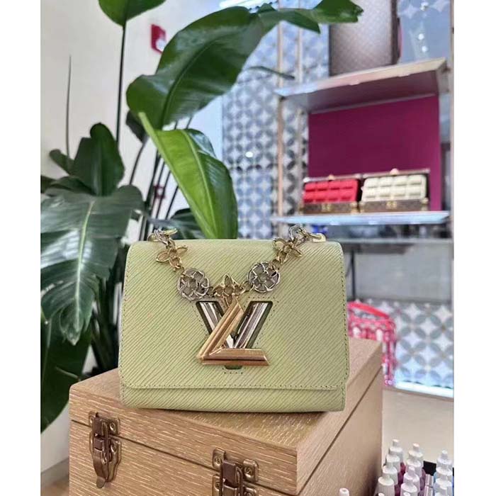 Louis Vuitton LV Women Twist PM Vert Noto Green Epi Grained Leather Cowhide Lock (12)