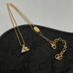 Louis Vuitton Unisex LV Volt One Pendant Yellow Gold 36 Diamonds 0.16 CT - Image 3