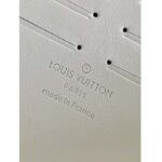 Louis Vuitton Unisex LV x YK Pochette Voyage White Taurillon Monogram Cowhide Psychedelic Flower – Image 9