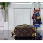 Louis Vuitton Women Camera Box Monogram Monogram Reverse Coated Canvas Cowhide Leather - immagine 5