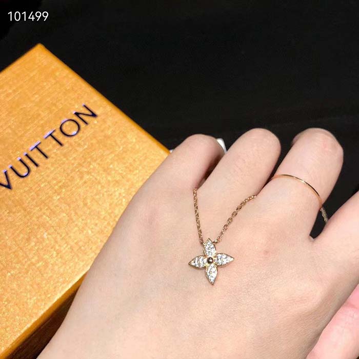 Louis Vuitton Women LV Idylle Blossom Pendant Pink Gold Diamonds 25 Diamonds (11)