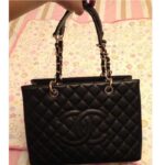 Chanel Women CC Shopping Bag Black Calfskin Leather Gold-Tone Metal - immagine 12