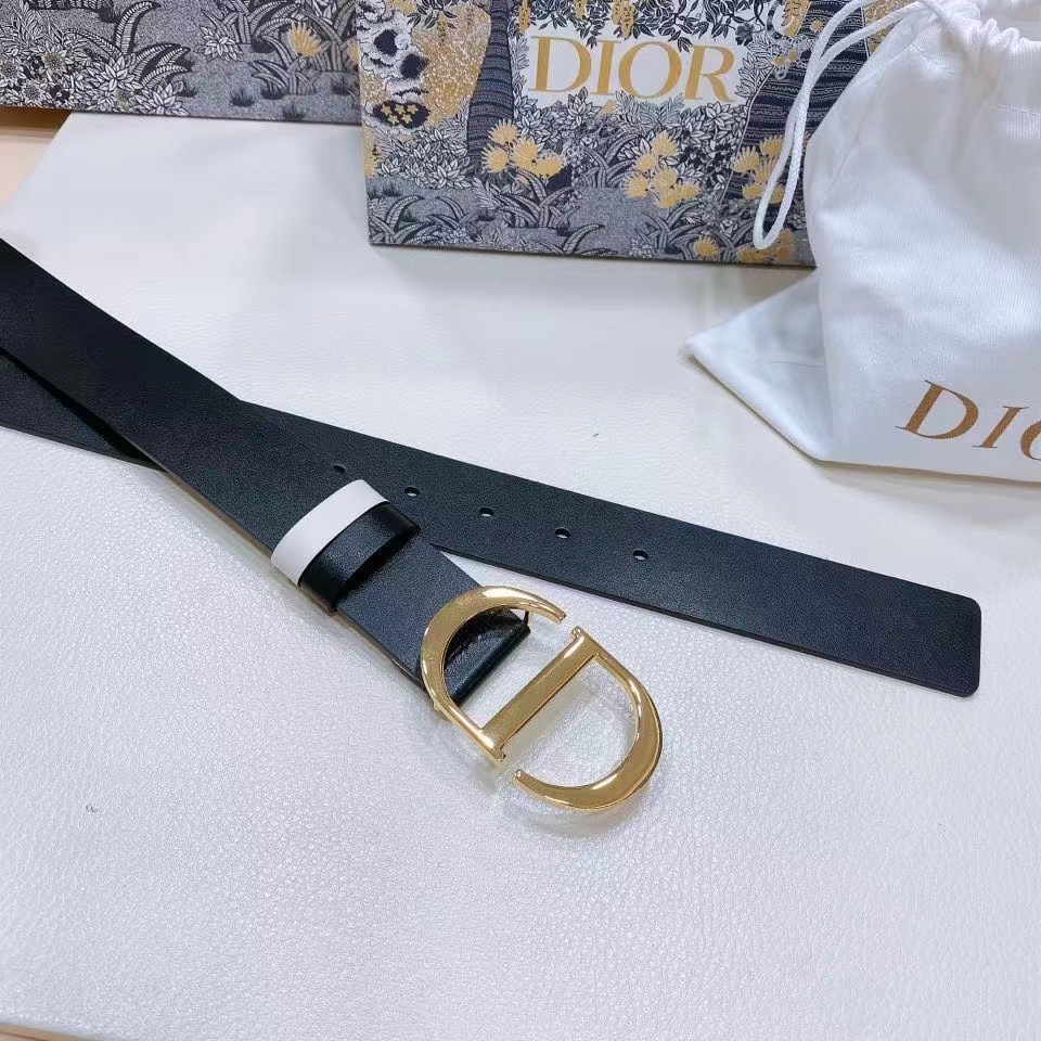 Dior CD Unisex 30 Montaigne Reversible Belt Black Latte Smooth Calfskin 35 MM Width (3)