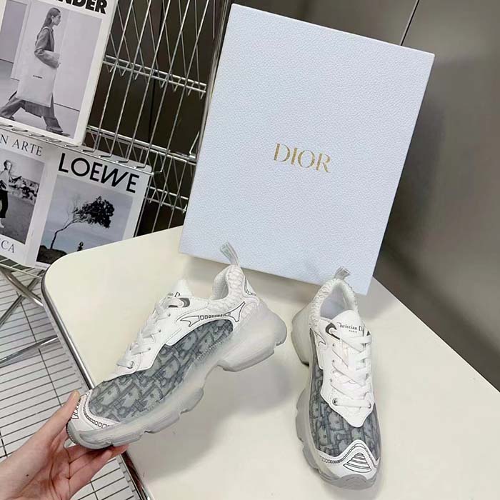 Dior CD Unisex Dior Vibe Sneaker Gray Dior Oblique Technical Fabric Transparent Rubber (3)