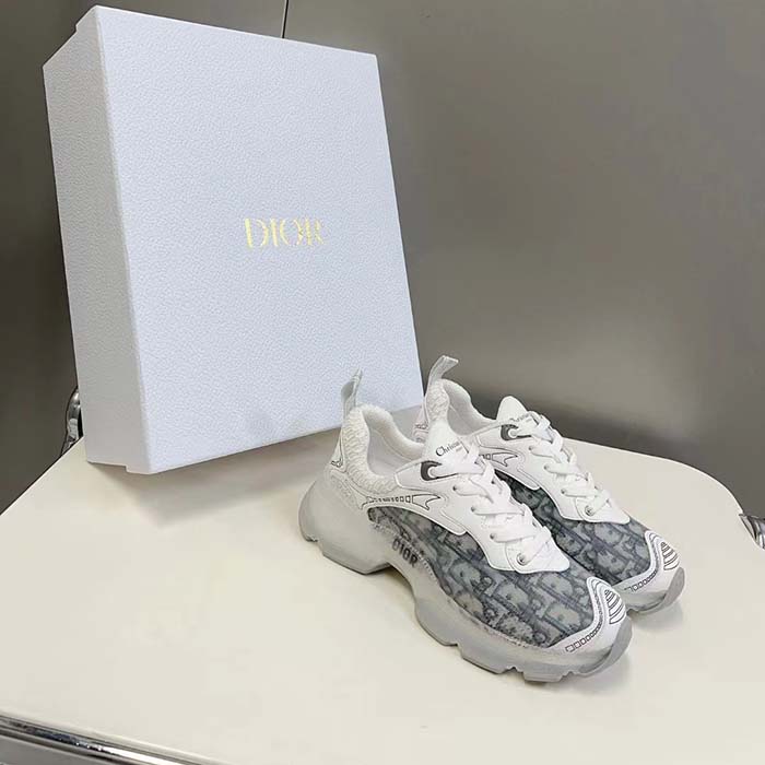 Dior CD Unisex Dior Vibe Sneaker Gray Dior Oblique Technical Fabric Transparent Rubber (7)