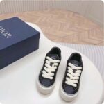 Dior Unisex CD B33 Sneaker Black Smooth Calfskin Dior Oblique Jacquard - Image 4