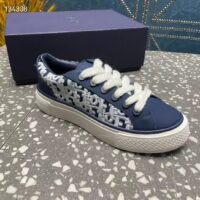 Dior Unisex CD B33 Sneaker Navy Blue Smooth Calfskin Cream Oblique Raised Embroidery (1)