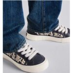 Dior Unisex CD B33 Sneaker Navy Blue Smooth Calfskin Cream Oblique Raised Embroidery – Bild 10