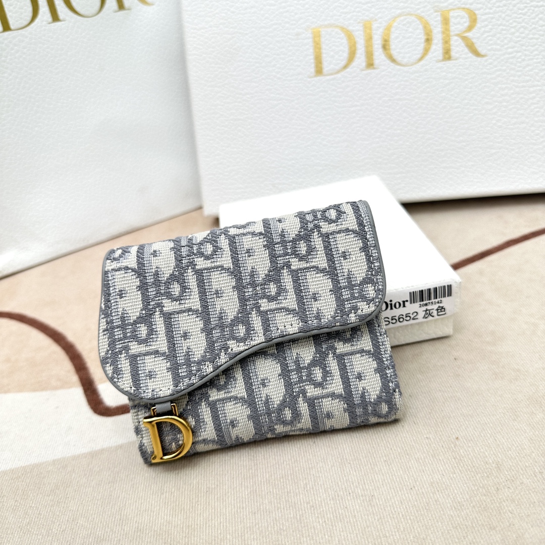 Dior Unisex CD Saddle Lotus wallet Gray Dior Oblique Jacquard (4)