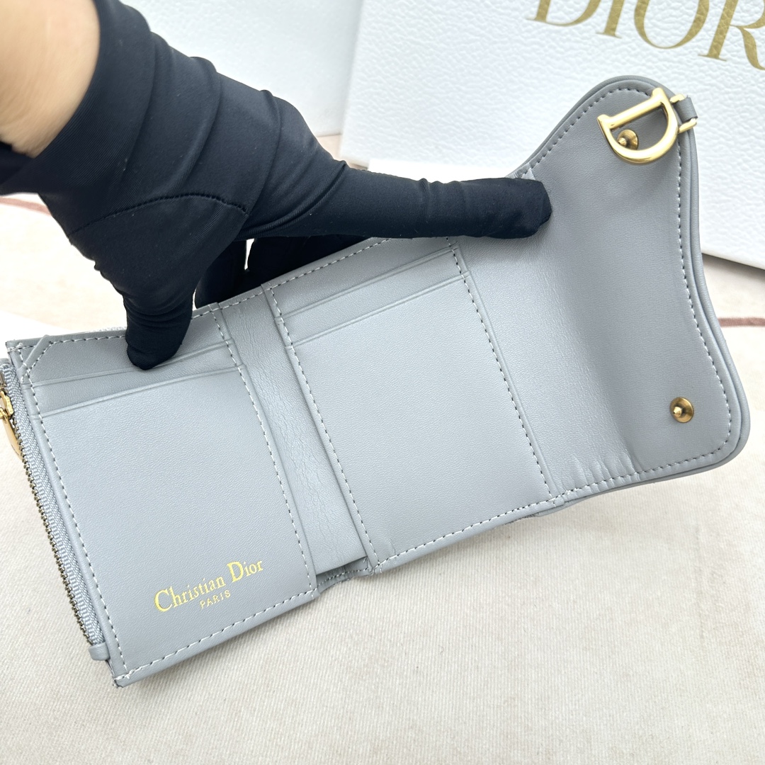Dior Unisex CD Saddle Lotus wallet Gray Dior Oblique Jacquard (5)