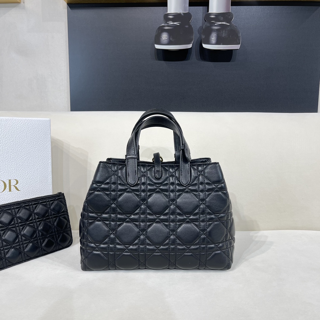 Dior Women CD Large Dior Toujours Bag Black Macrocannage Calfskin (9)