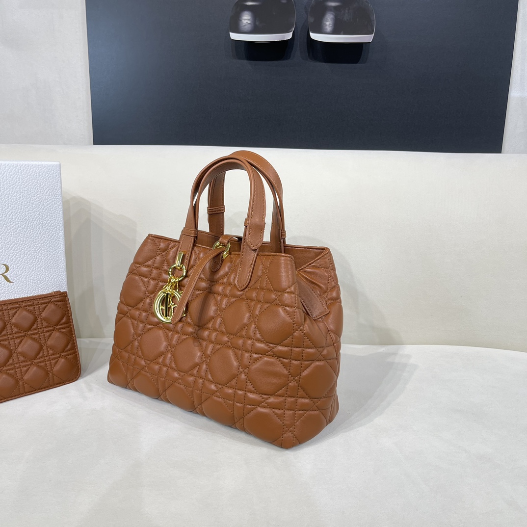 Dior Women CD Large Dior Toujours Bag Medium Tan Macrocannage Calfskin (1)