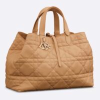 Dior Women CD Large Dior Toujours Bag Medium Tan Macrocannage Calfskin (6)