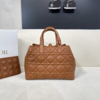 Dior Women CD Large Dior Toujours Bag Medium Tan Macrocannage Calfskin (6)