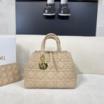 Dior Women CD Large Dior Toujours Bag Powder Beige Macrocannage Calfskin - Image 2