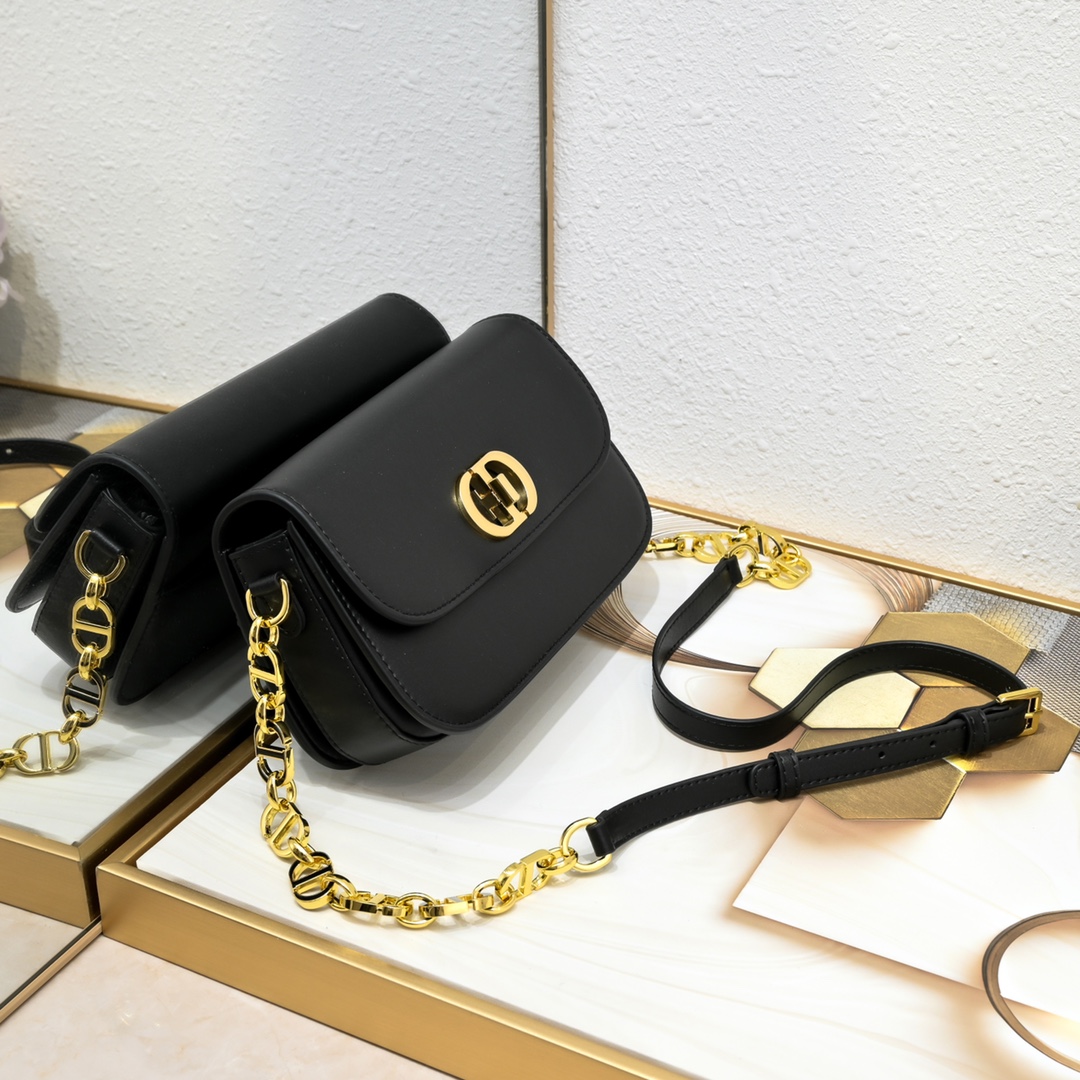 Dior Women CD Small 30 Montaigne Avenue Bag Black Box Calfskin (8)