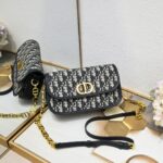 Dior Women CD Small 30 Montaigne Avenue Bag Blue Dior Oblique Jacquard - Image 2