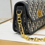 Dior Women CD Small 30 Montaigne Avenue Bag Blue Dior Oblique Jacquard - Image 6