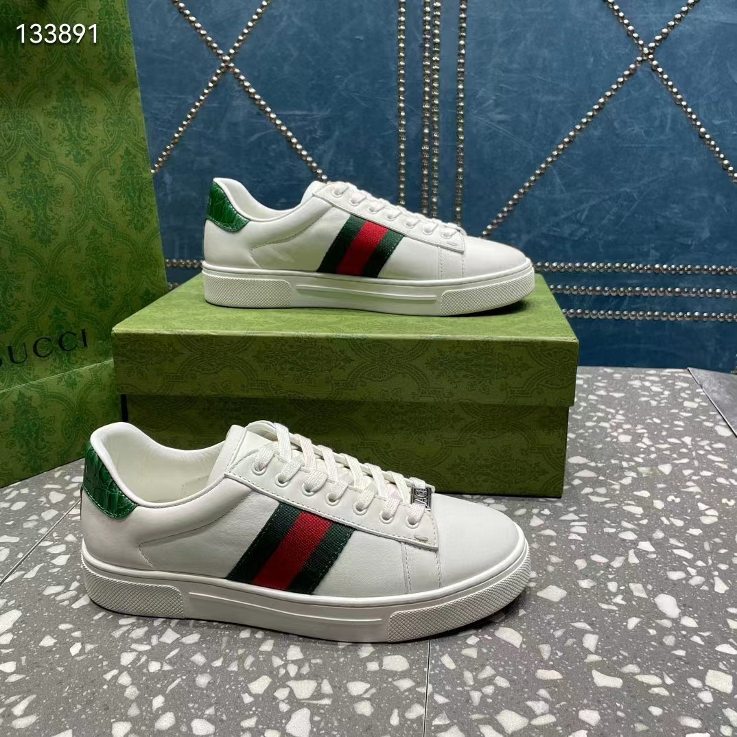 Gucci Unisex GG Ace Sneaker White Leather Green Red Web ‘ACE’ Metal Tag Rubber (11)