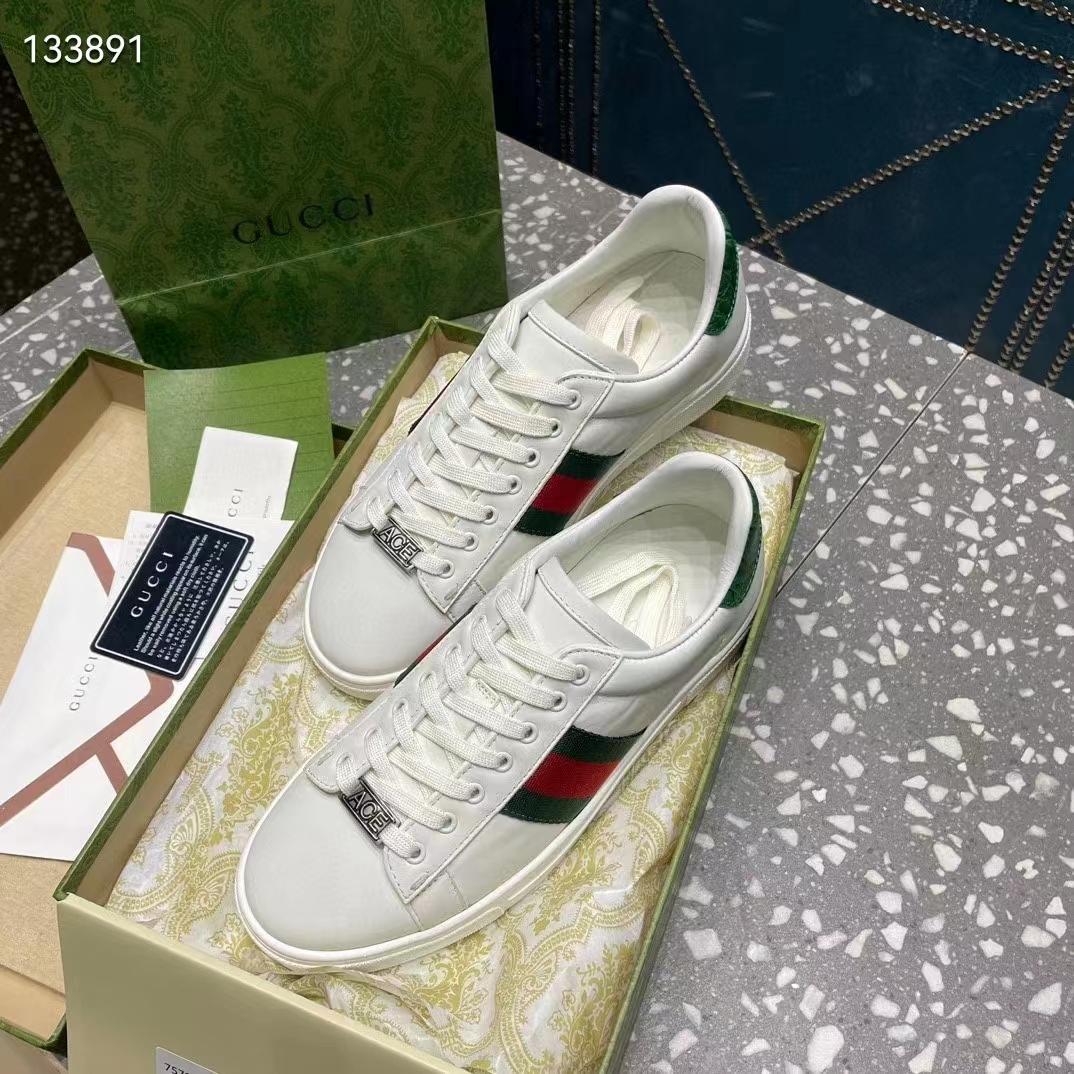 Gucci Unisex GG Ace Sneaker White Leather Green Red Web ‘ACE’ Metal Tag Rubber (5)