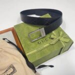 Gucci Unisex GG Belt Rectangular Buckle Black Leather 3.6 CM Width - Imagen 3