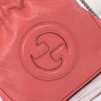 Gucci Unisex GG Blondie Mini Bucket Bag Pink Leather Round Interlocking G (6)