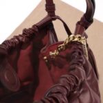 Gucci Unisex GG Deco Medium Tote Bag Dark Red Leather Two-Toned Vintage Interlocking G - immagine 10