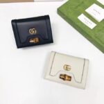 Gucci Unisex GG Diana Medium Wallet Double G White Leather Bamboo Closure - Image 10