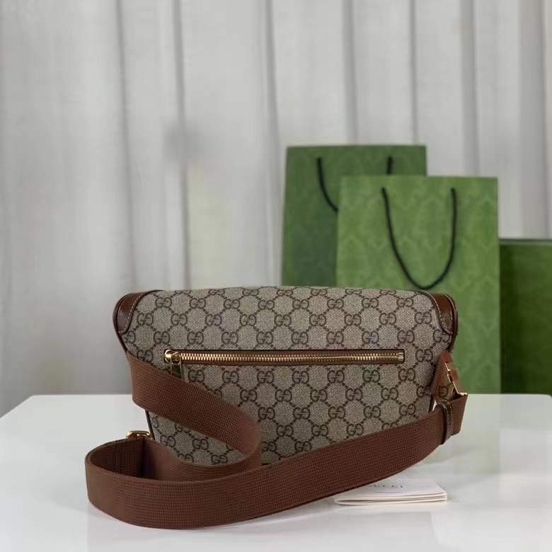 Gucci Unisex GG Large Belt Bag Beige Ebony GG Supreme Canvas Oval Interlocking G Leather (5)