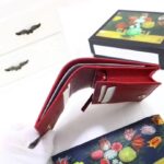 Gucci Unisex GG Leather Card Case Wallet Red Double G Snap Closure - immagine 9