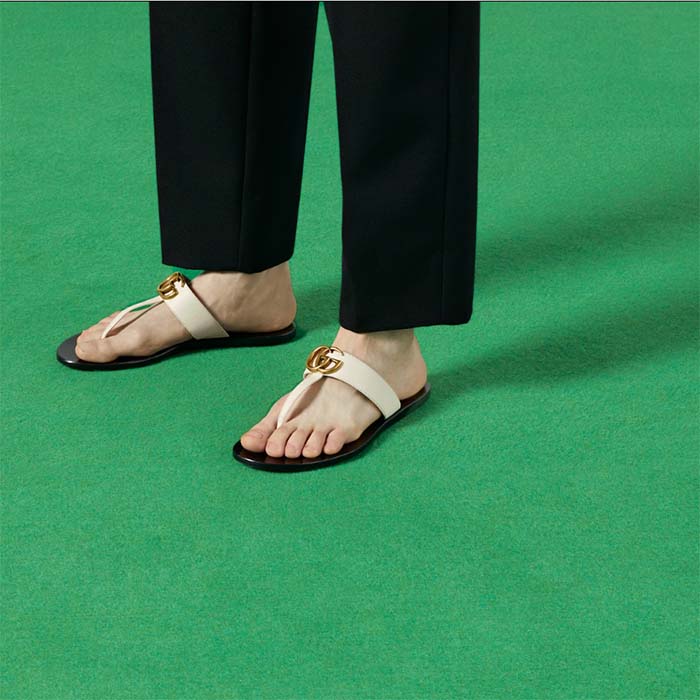 Gucci Unisex GG Leather Thong Sandal Double G White Leather Interlocking G Flat (5)