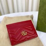 Gucci Unisex GG Marmont Matelassé Card Case Red Chevron Leather Double G - Image 2