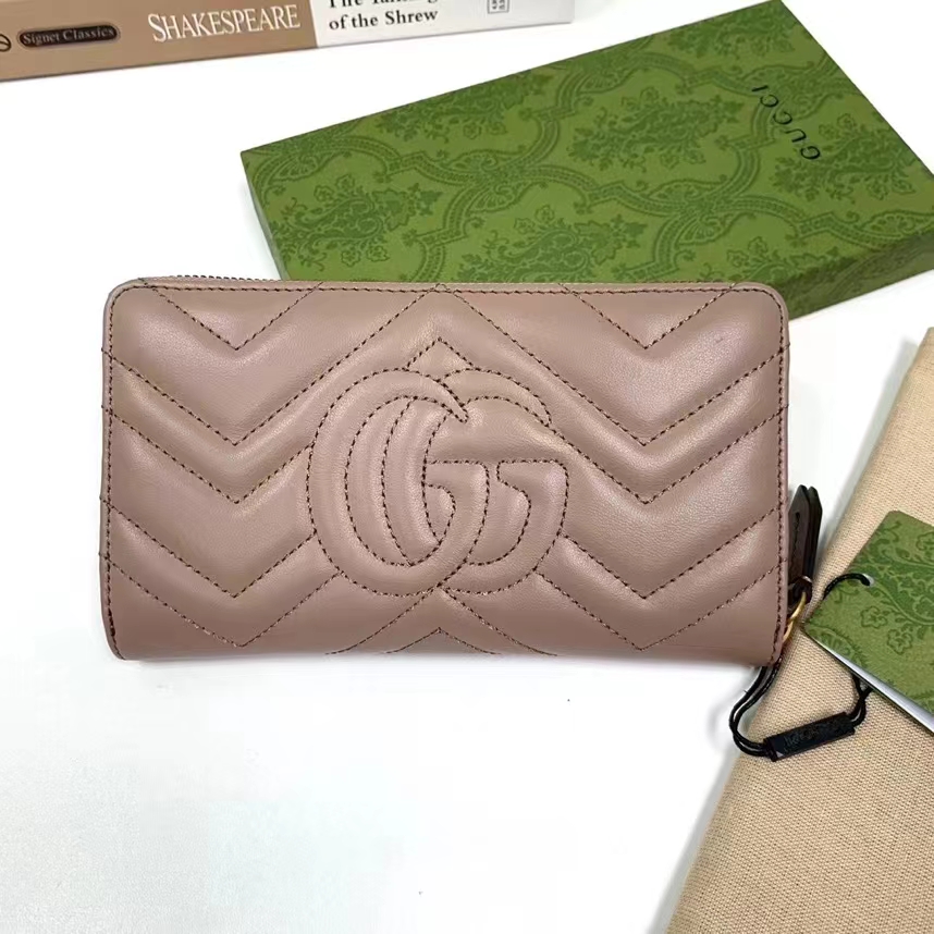 Gucci Unisex GG Marmont Matelassé Zip Around Wallet Rose Beige Chevron Leather (7)