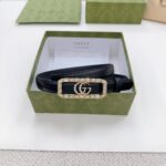 Gucci Unisex GG Thin Belt Crystal Double G Buckle Black Leather 2 CM Width - Imagen 4