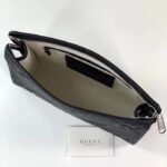 Gucci Unisex Jumbo GG Pouch Black Jumbo GG Leather Zip Closure - Image 7