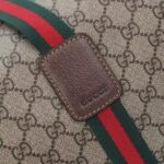 Gucci Unisex Maxi Duffle Bag Web Beige Ebony Soft GG Supreme Zip Closure – Image 8